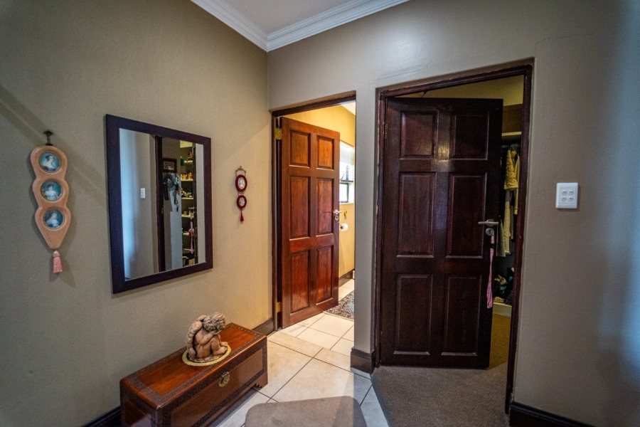 4 Bedroom Property for Sale in Woodland Hills Free State